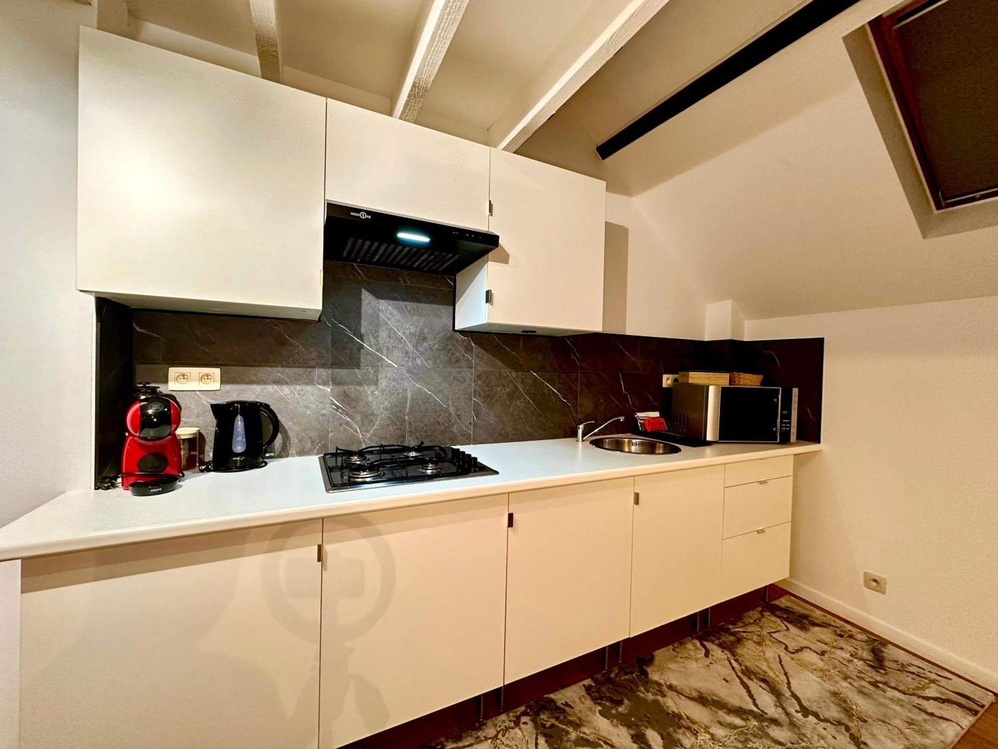 Luxury Suites Centrum By Rikas Hotels Antwerpen Exteriör bild