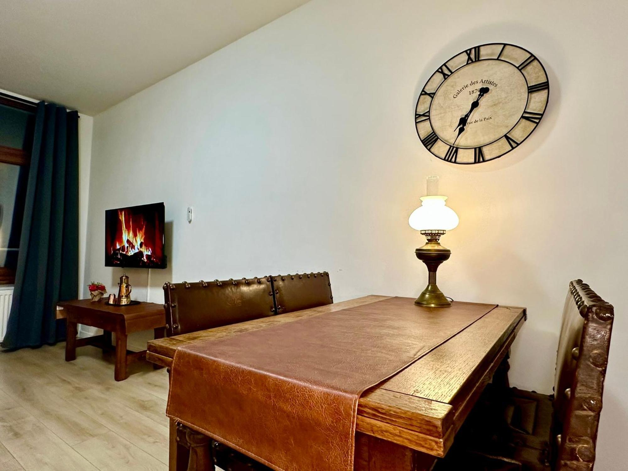 Luxury Suites Centrum By Rikas Hotels Antwerpen Exteriör bild
