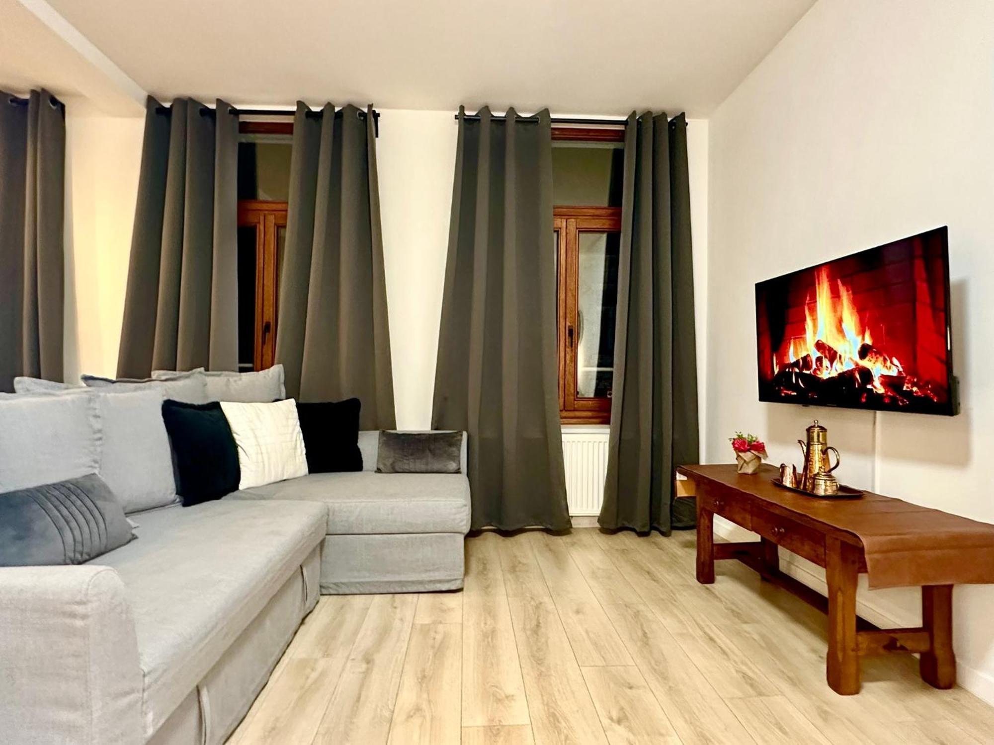 Luxury Suites Centrum By Rikas Hotels Antwerpen Exteriör bild